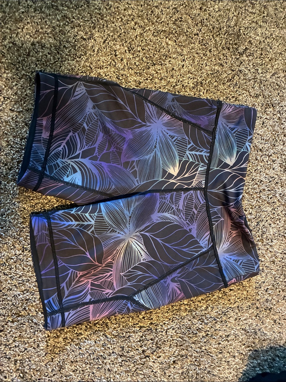 Women’s Black Floral High-Rise Active Shorts